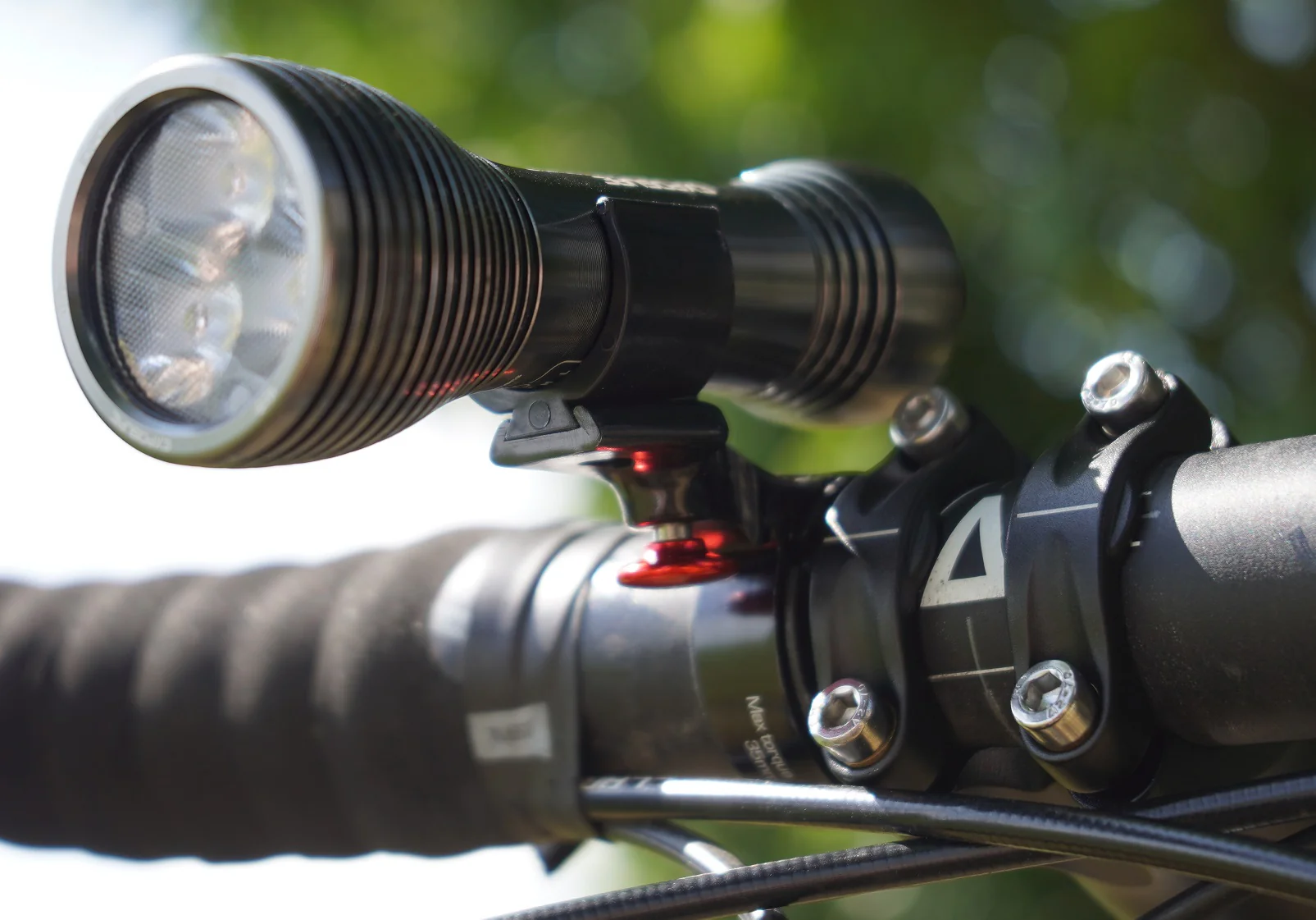 Handlebar Bracket Set 31.8mm - 35.0mm - Image 3